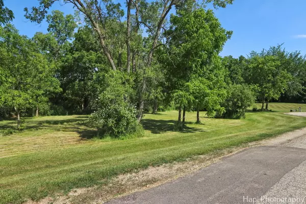 Antioch, IL 60002,40575 N Terry Lane