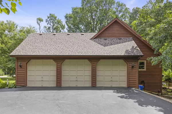 Warrenville, IL 60555,28W041 Greenview Avenue