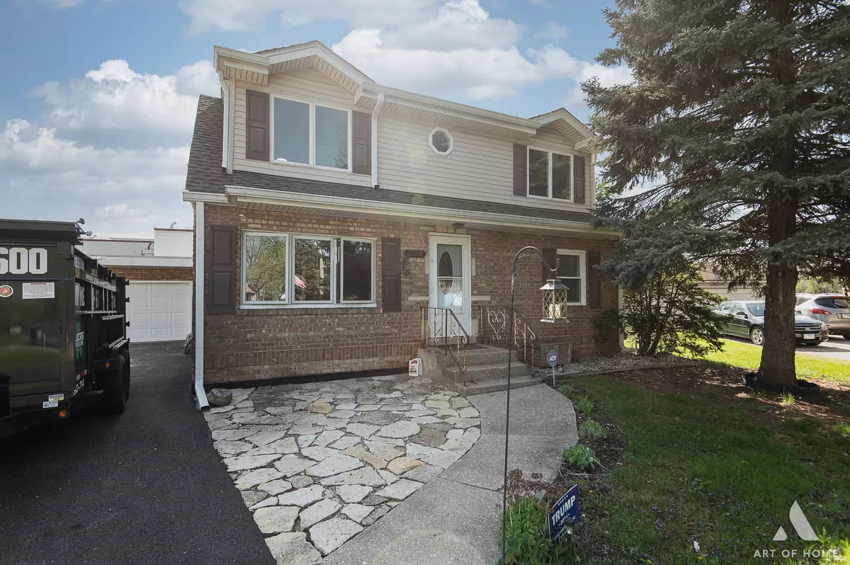 Bridgeview, IL 60455,7908 Garden Lane