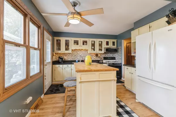 Tinley Park, IL 60477,7444 Nottingham Drive