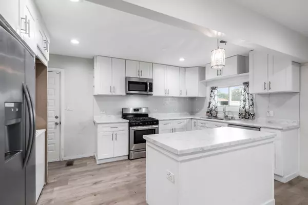 Markham, IL 60428,16213 Wolcott Avenue