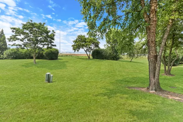 Waukegan, IL 60085,1286 S Candlestick Way #1286