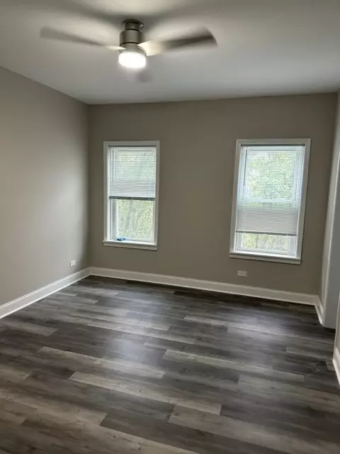 River Forest, IL 60305,1111 Bonnie Brae Place #2W