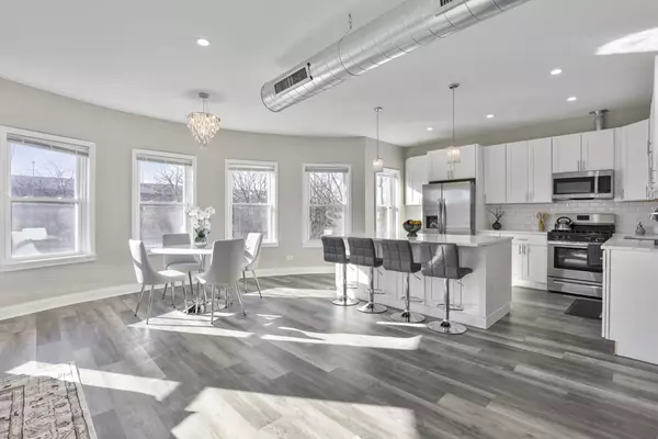 River Forest, IL 60305,1111 Bonnie Brae Place #3W