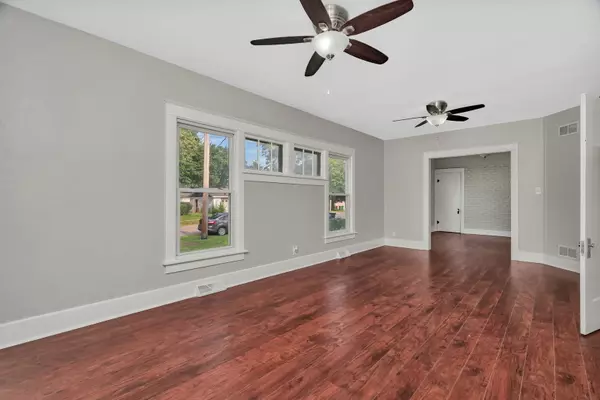 Seneca, IL 61360,207 E Union Street