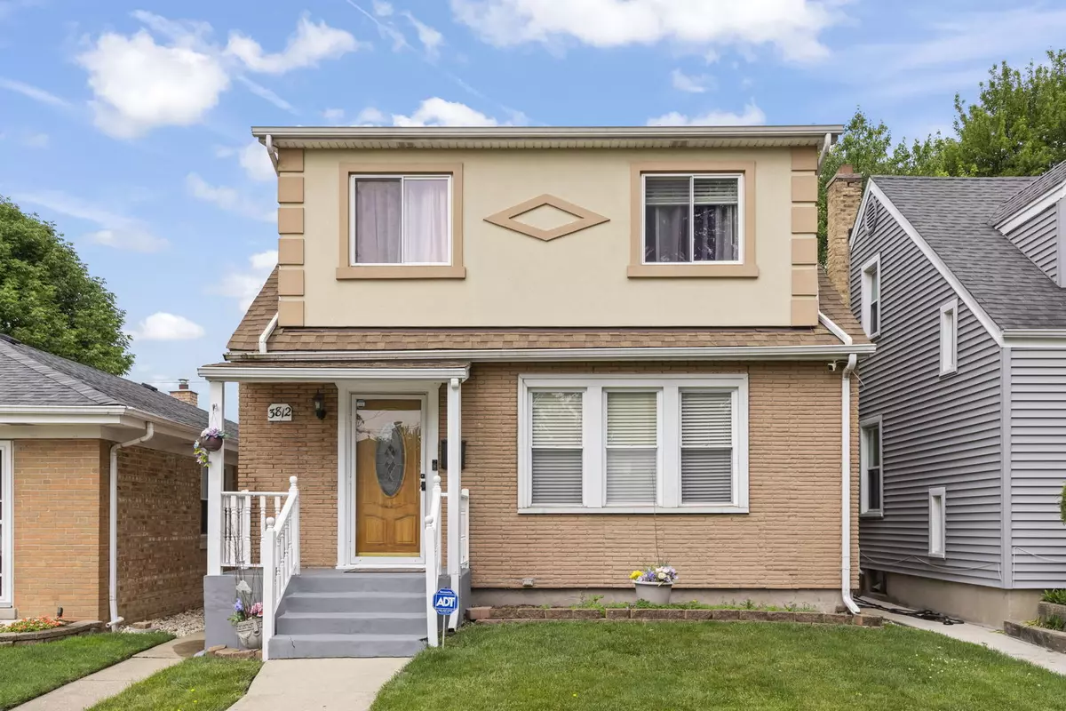 Chicago, IL 60634,3812 N Pioneer Avenue