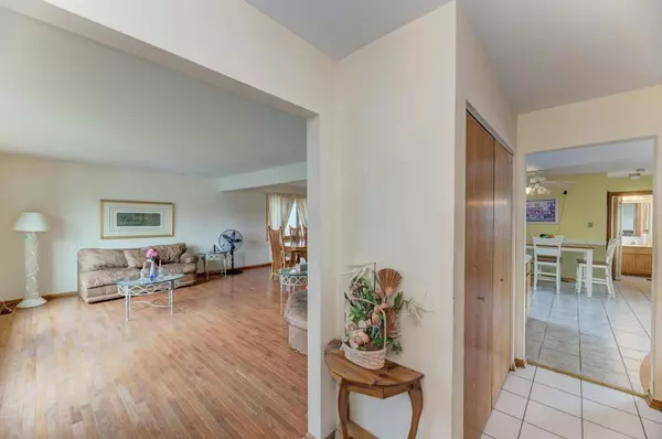 Midlothian, IL 60445,5104 148th Street