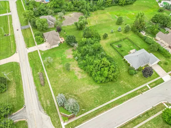 Channahon, IL 60410,26011 W Highland Drive