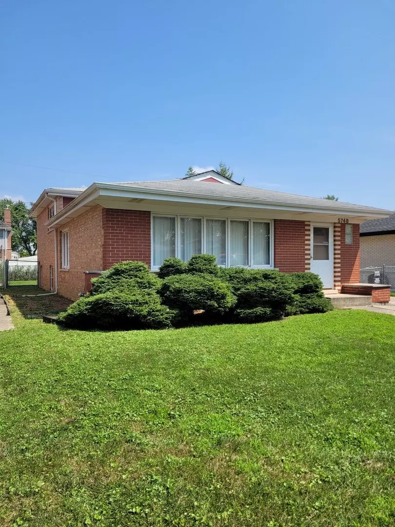 Oak Lawn, IL 60453,5748 W 89th Place