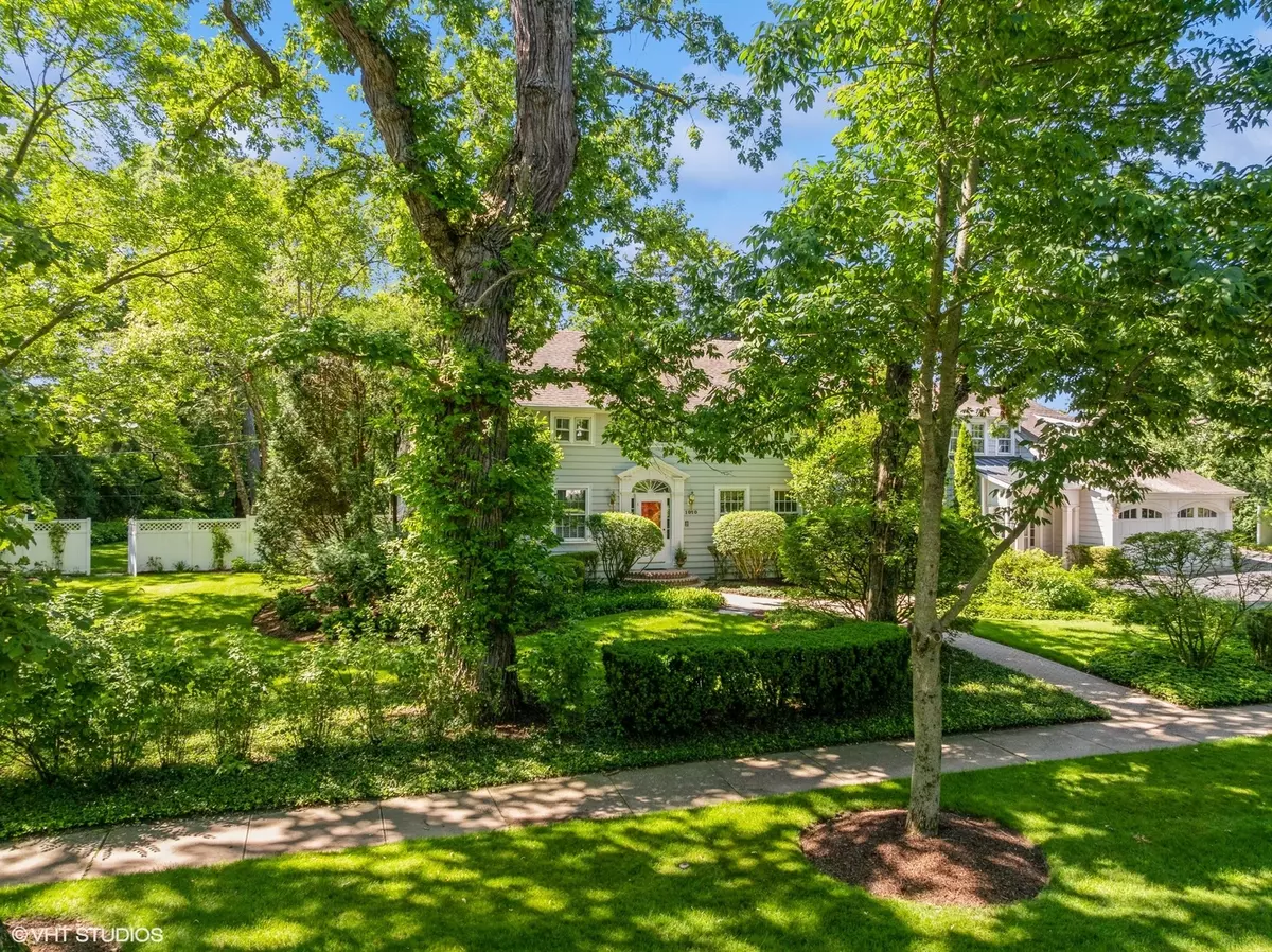 Winnetka, IL 60093,1010 Hubbard Place
