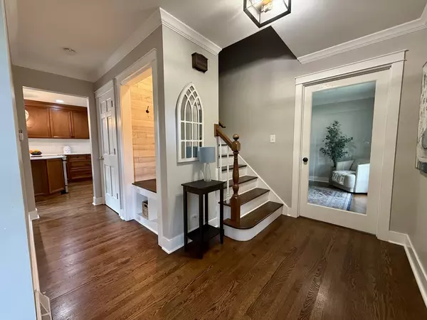 Wheaton, IL 60189,26W281 MENOMINI Drive