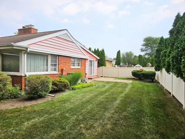 Park Ridge, IL 60068,389 Austin Avenue