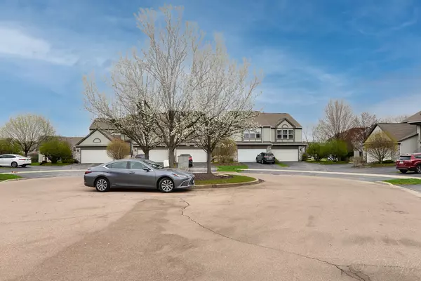 Aurora, IL 60502,3241 Pennsbury Court