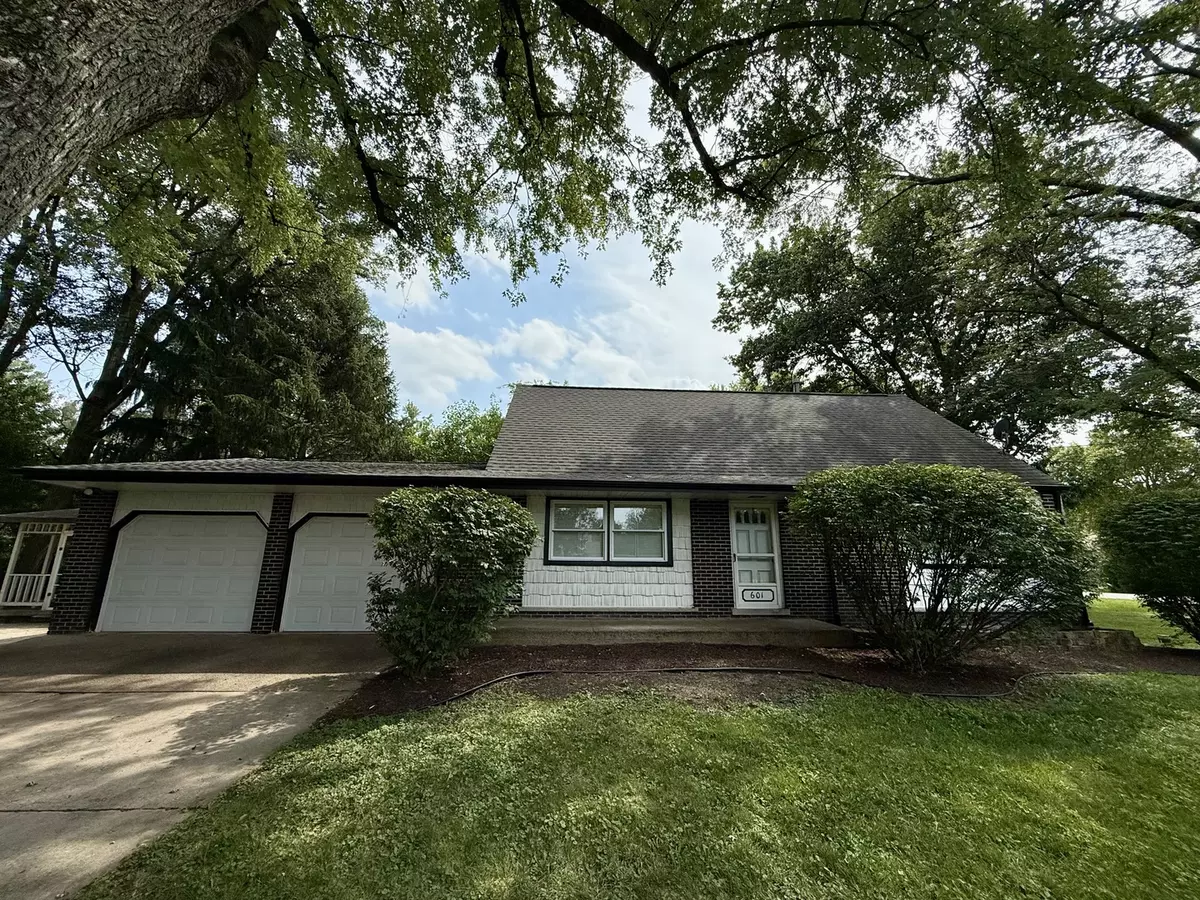 Warrenville, IL 60555,29W601 Prairie Avenue