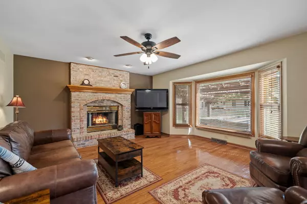 Aurora, IL 60504,2305 Wyndham Court