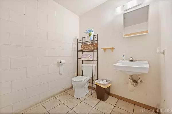 Elgin, IL 60120,765 VILLA Street