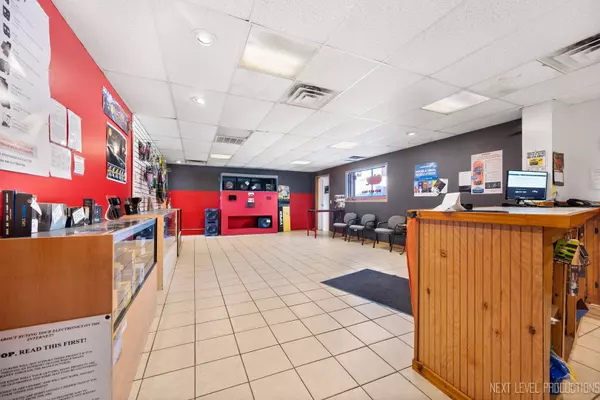 Elgin, IL 60120,765 VILLA Street