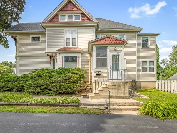 Belvidere, IL 61008,924 PEARL Street