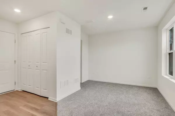 St. Charles, IL 60174,365 Bridgeview Court