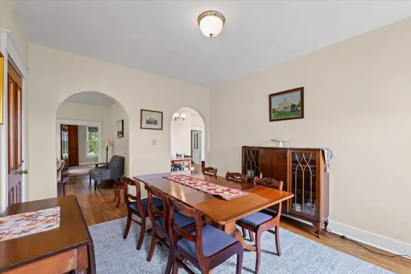 Champaign, IL 61822,1728 County Road 500 E