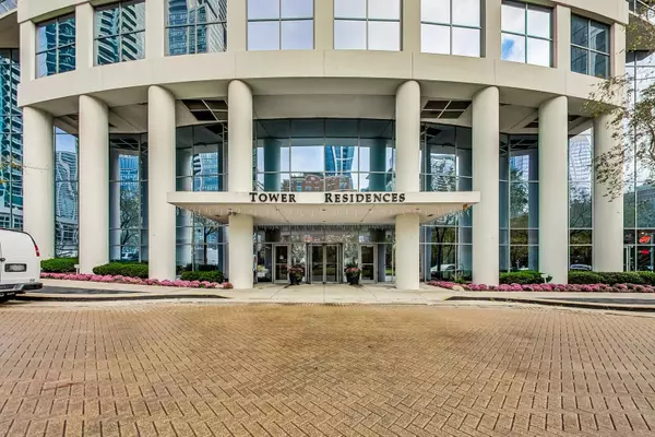 Chicago, IL 60605,1235 S Prairie Avenue #1507