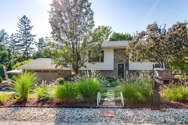 Round Lake Heights, IL 60073,24731 W Orchard Place