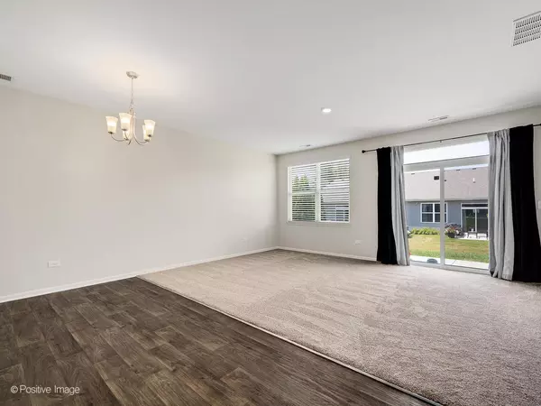 North Aurora, IL 60542,238 Sussex Lane