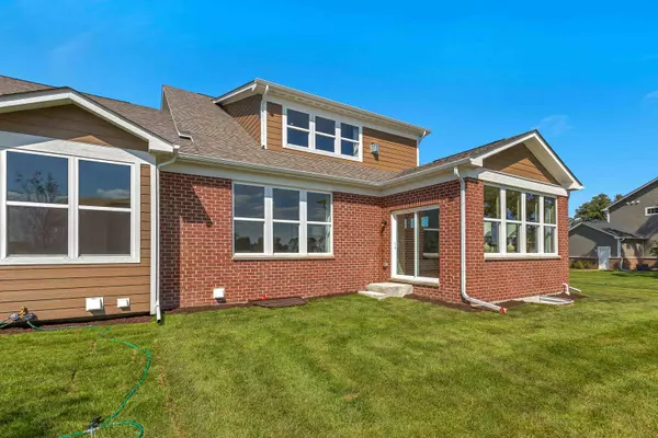 Lemont, IL 60439,12644 Derry Drive #34201