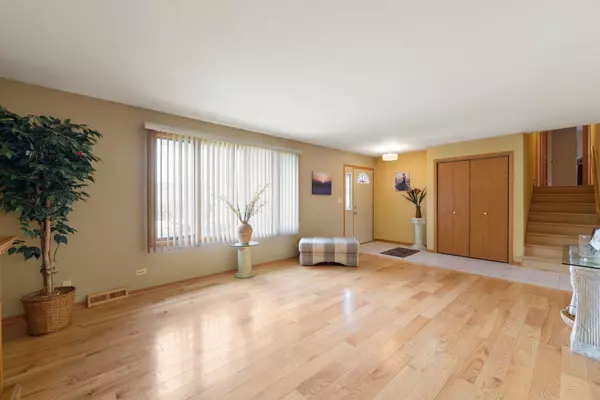 Alsip, IL 60803,11841 S Leamington Avenue