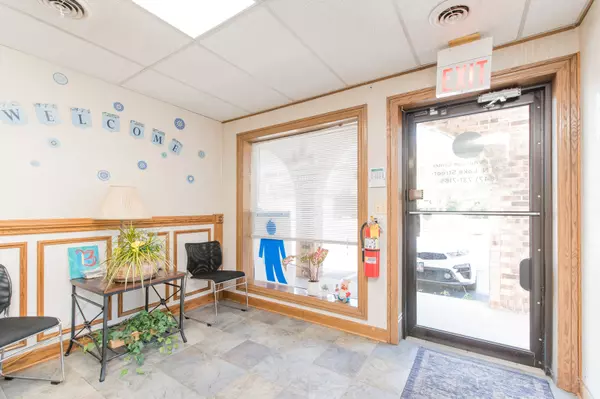 Mundelein, IL 60060,541 N Lake Street #541