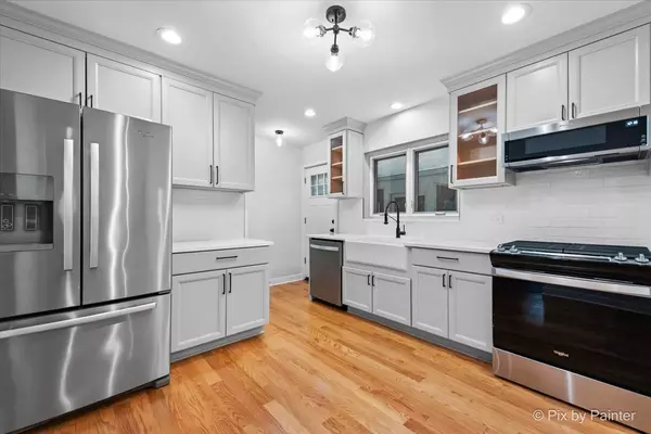 Wheaton, IL 60189,918 Delles Road