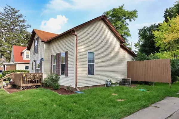 Bloomington, IL 61701,1105 E Washington Street