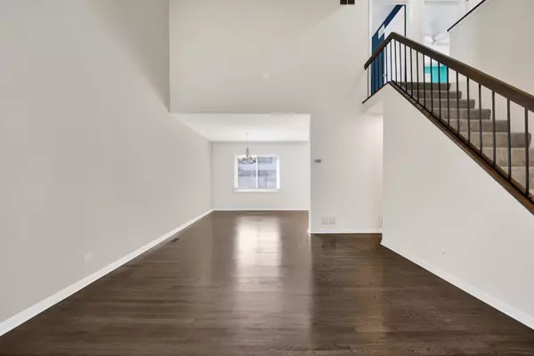 Rolling Meadows, IL 60008,2631 Smith Street