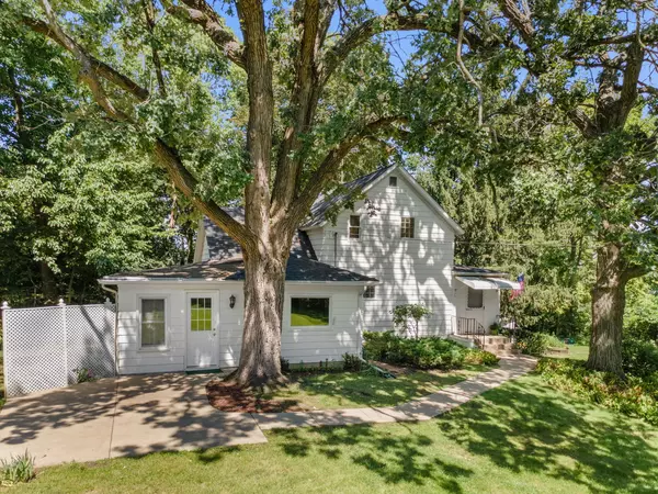 Spring Grove, IL 60081,39132 N Mound Avenue