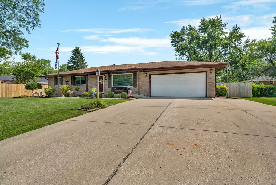 310 Lee Street, Manhattan, IL 60442