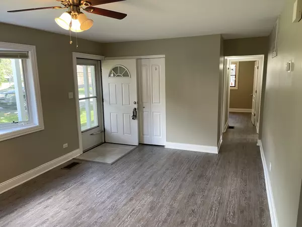 Homewood, IL 60430,18246 Martin Avenue