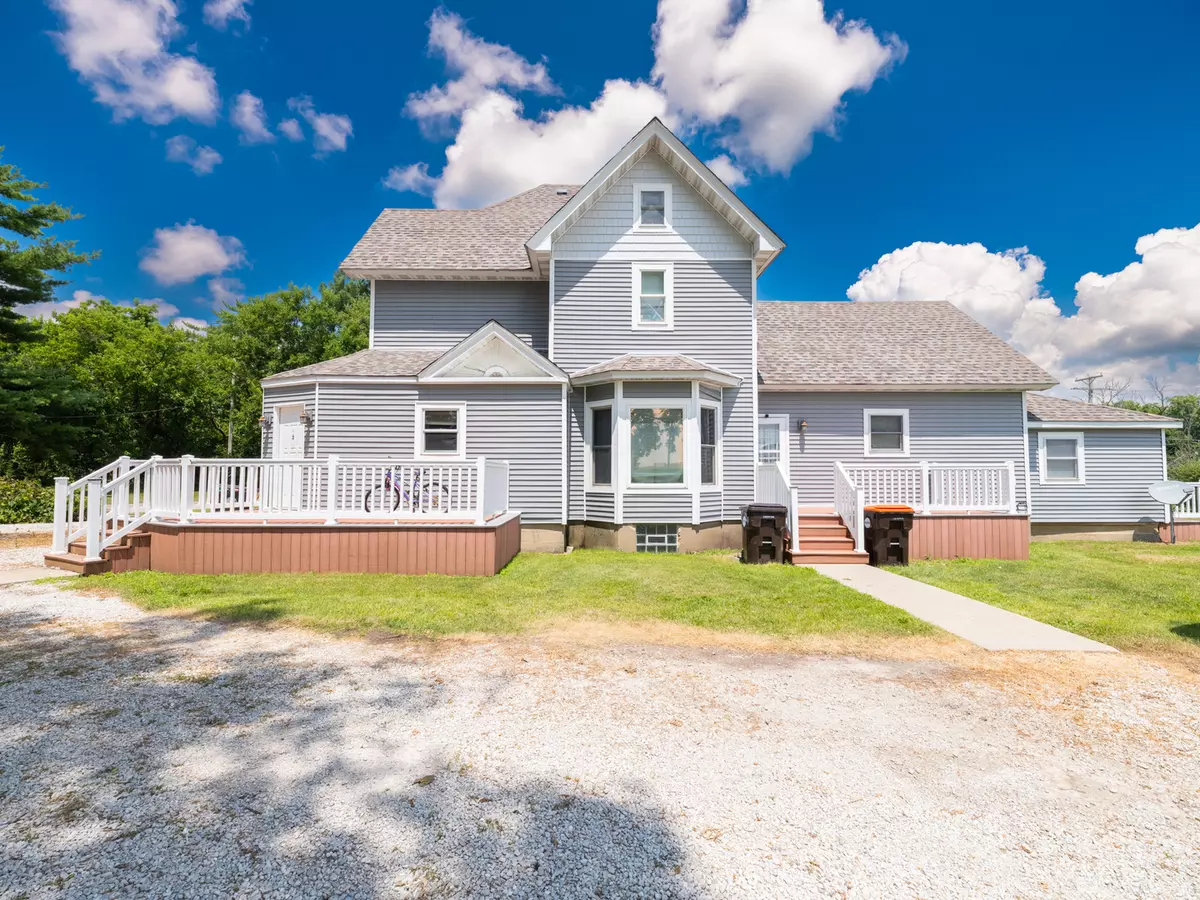 Wenona, IL 61377,718 West Third S Street