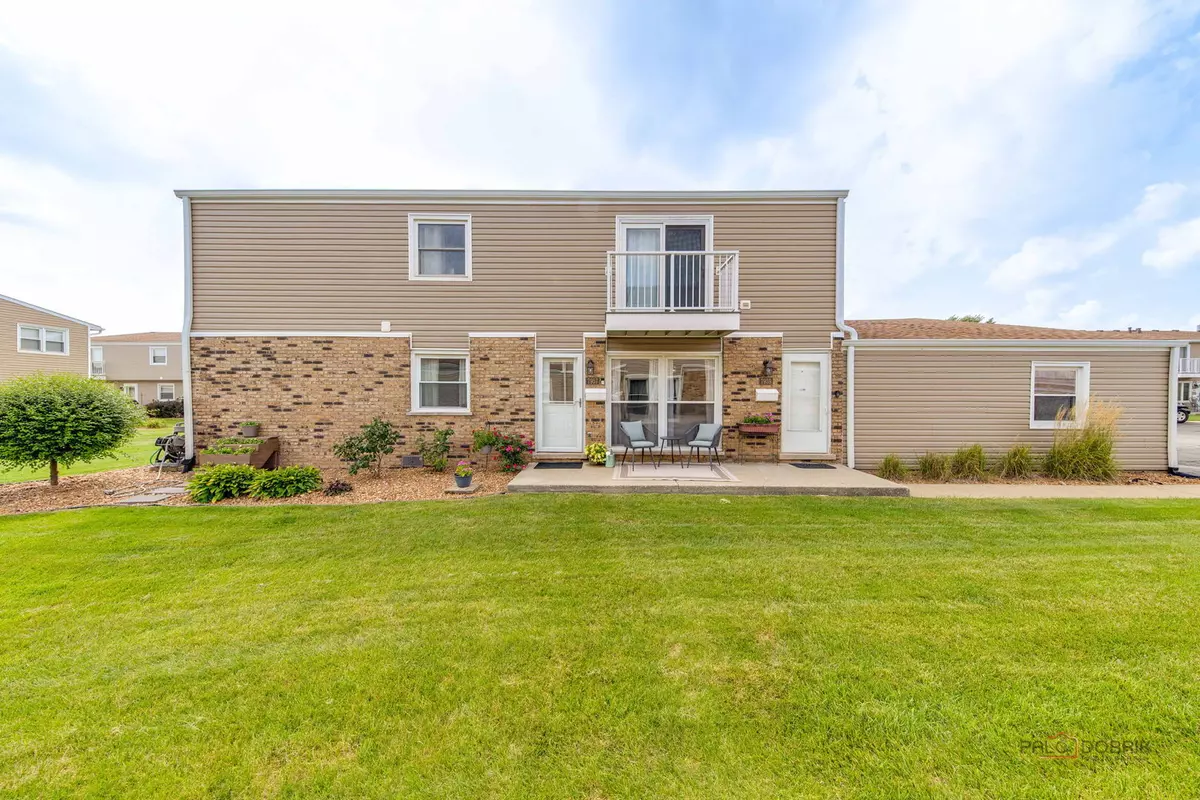 Tinley Park, IL 60477,7957 163rd Place #10