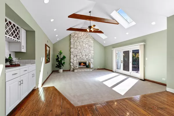 Long Grove, IL 60047,4106 Bob O Link Lane