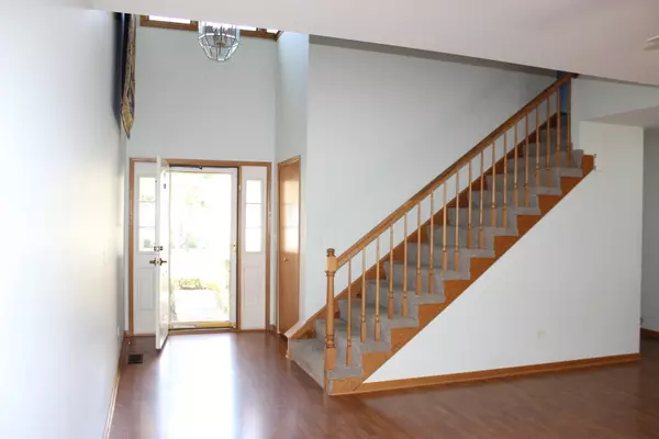 Crestwood, IL 60418,13537 Latrobe Avenue #7