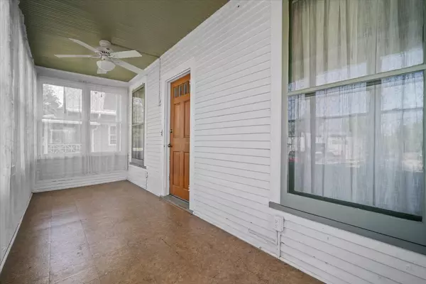 Bloomington, IL 61701,1205 E Oakland Avenue