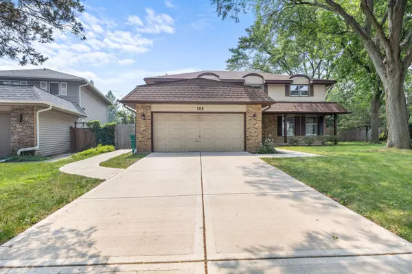 Wheeling, IL 60090,108 Holly Court