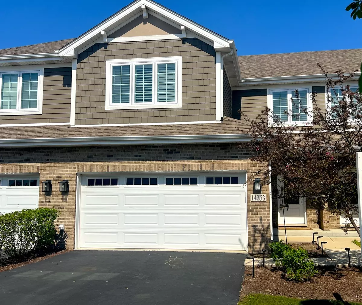 Lemont, IL 60439,14253 Lacey Drive