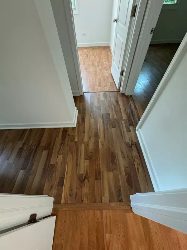 Wheeling, IL 60090,1317 Wye Court