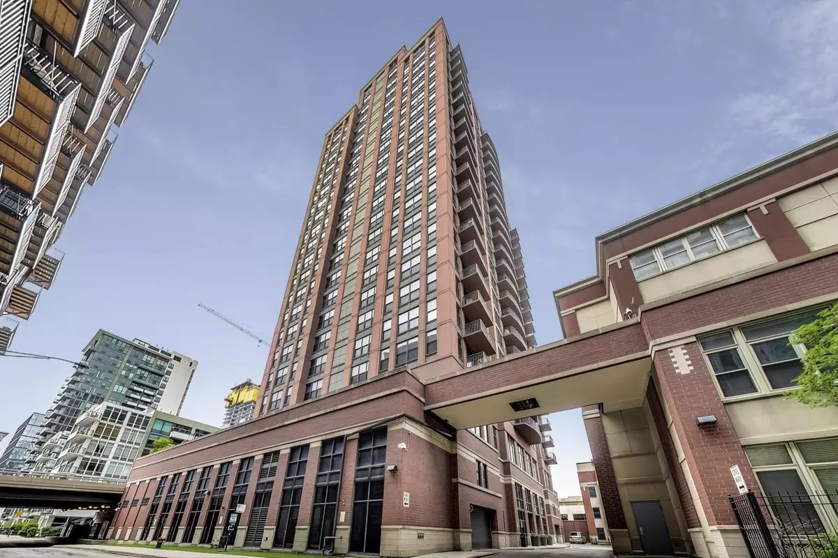 Chicago, IL 60661,330 N Jefferson Street #1901