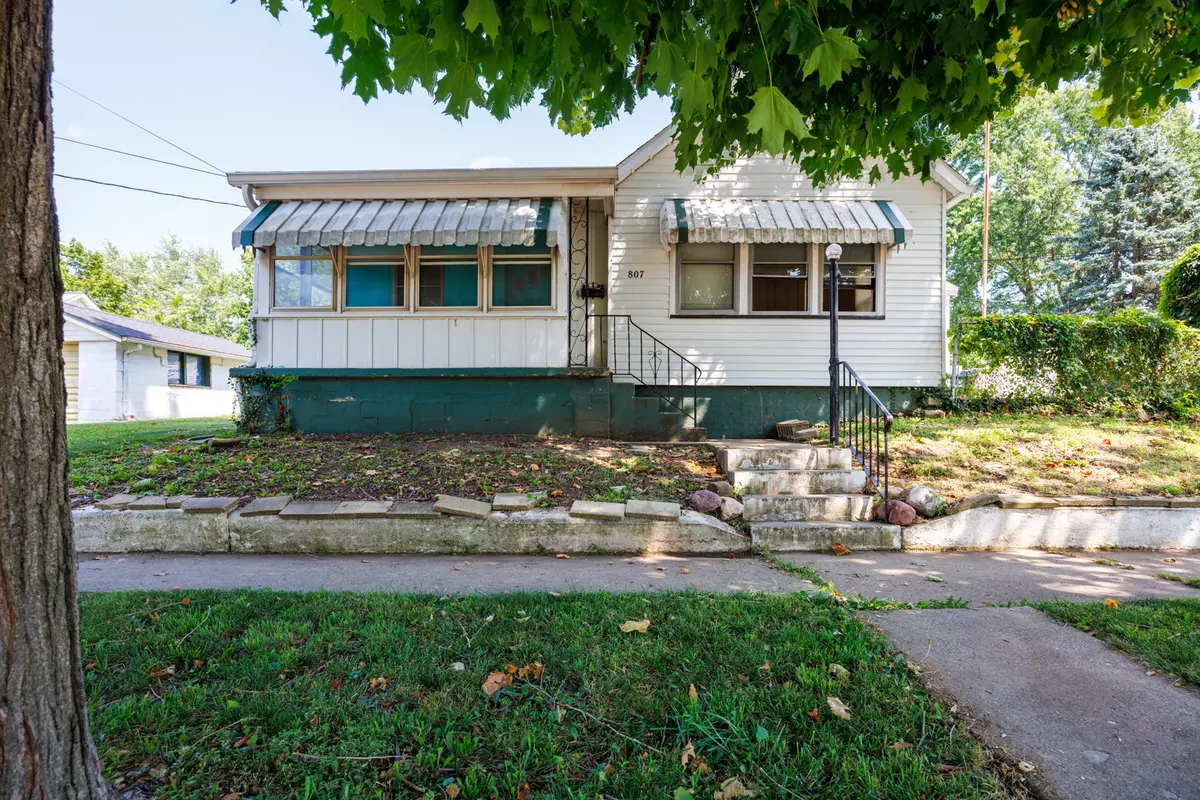 Bloomington, IL 61701,807 N Western Avenue