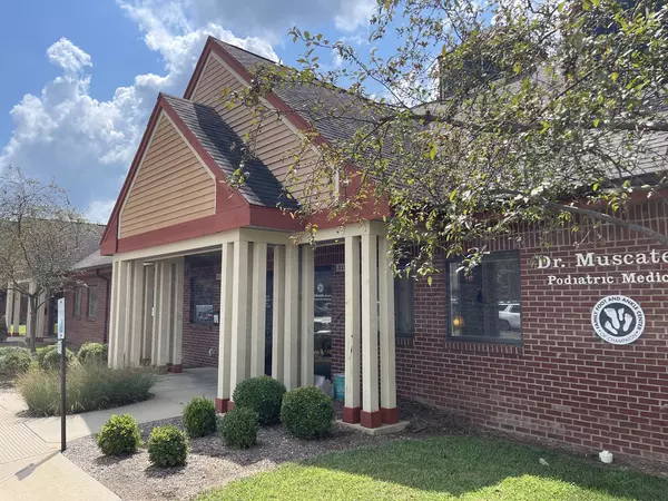 Champaign, IL 61822,3125 Village Office Place