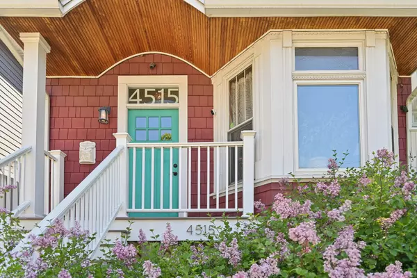 Chicago, IL 60630,4515 N Karlov Avenue