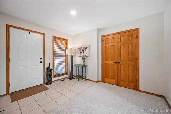 Sycamore, IL 60178,1331 Yorkshire Drive