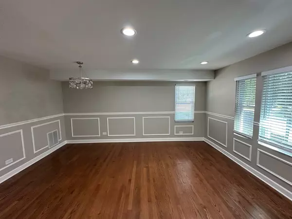 Maywood, IL 60153,906 S 10th Avenue